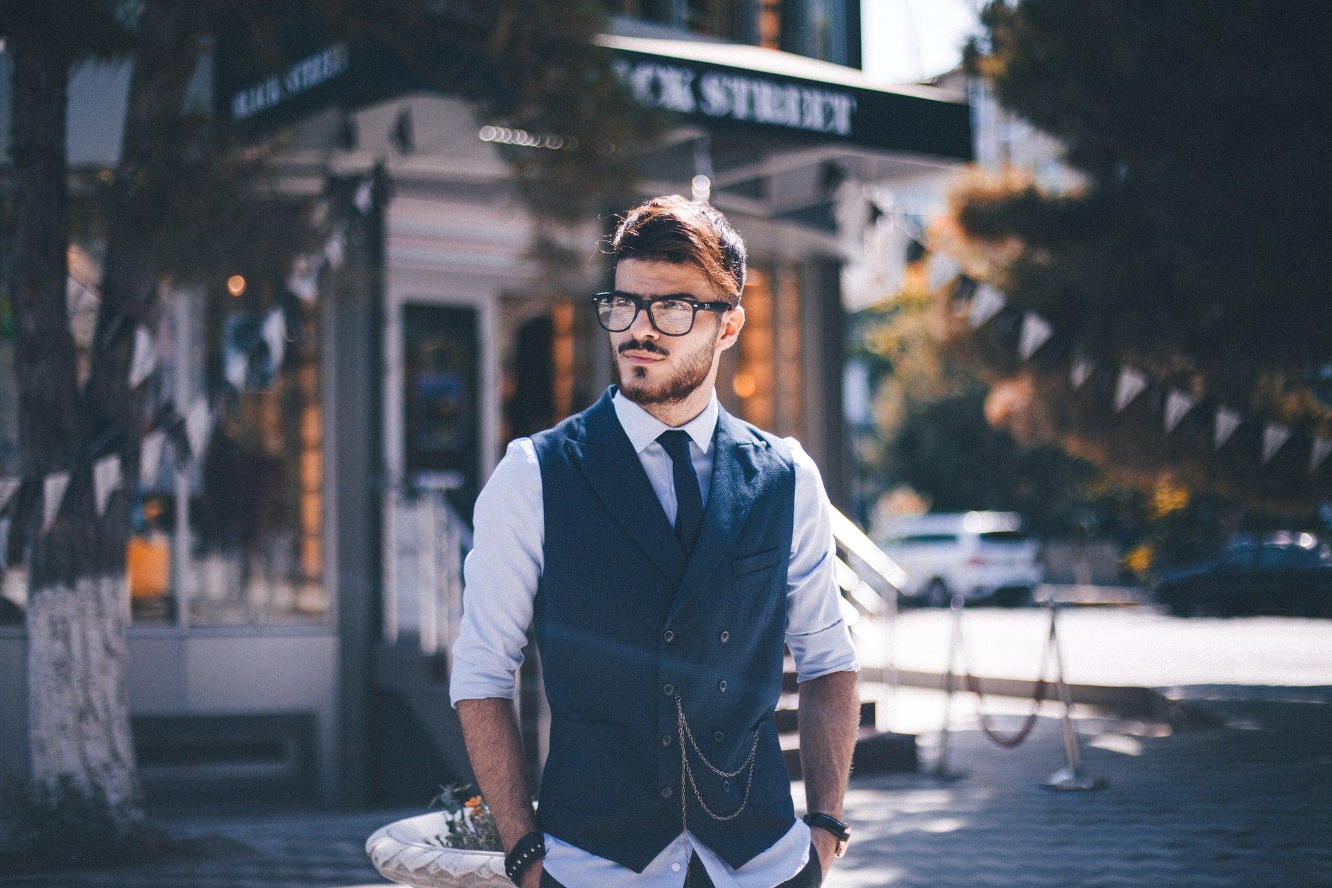 5 of the Best Reasons to Invest in Designer Glasses - Billyforce Shop